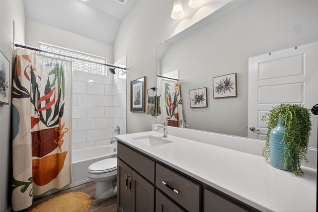 2252 Knightsgate Road, Argyle, TX 76226