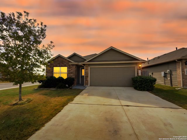 2494 McCrae, New Braunfels, TX 78130