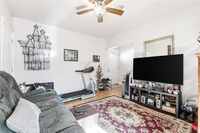 2834 Pacific Coast, Torrance, CA 90505