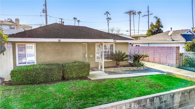 2834 Pacific Coast, Torrance, CA 90505