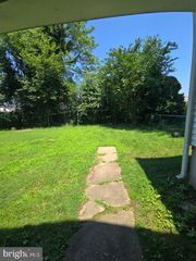 18 MAIN ST, Pennsville, NJ 08070
