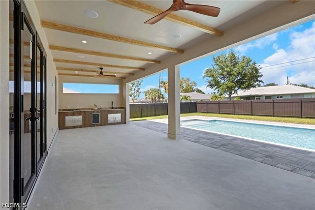303 Nicholas PKWY E, Cape Coral, FL 33990