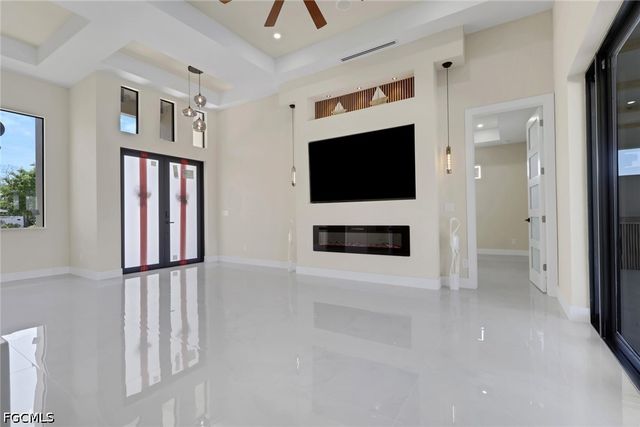 303 Nicholas PKWY E, Cape Coral, FL 33990