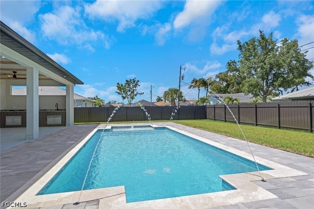 303 Nicholas PKWY E, Cape Coral, FL 33990