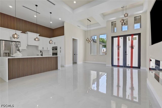 303 Nicholas PKWY E, Cape Coral, FL 33990