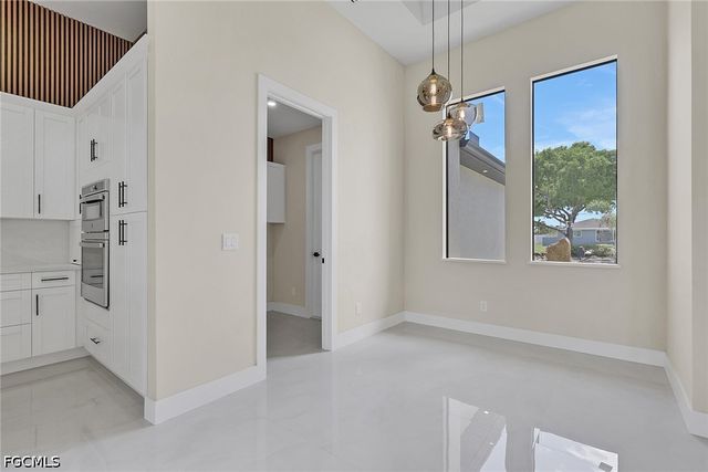 303 Nicholas PKWY E, Cape Coral, FL 33990
