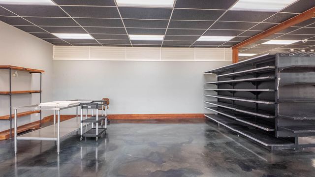 746 Highway 63 South, Mammoth Spring, AR 72554