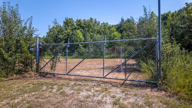 746 Highway 63 South, Mammoth Spring, AR 72554