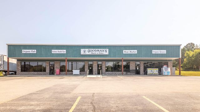 746 Highway 63 South, Mammoth Spring, AR 72554