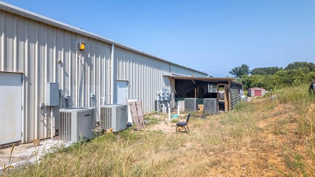 746 Highway 63 South, Mammoth Spring, AR 72554