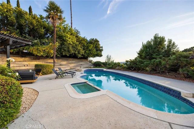 7385 Darnoch Way, West Hills, CA 91307