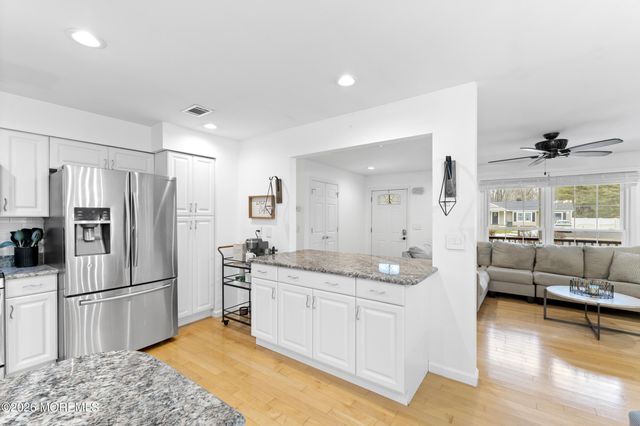 4 Hidden Hollow Court, Jackson, NJ 08527