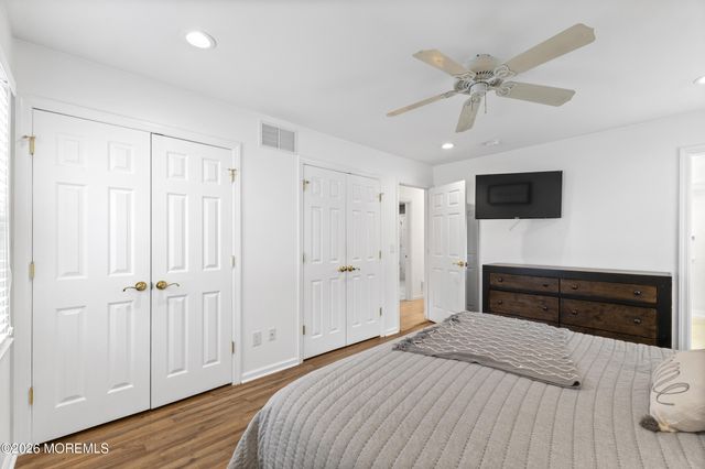 4 Hidden Hollow Court, Jackson, NJ 08527