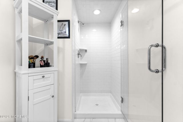 4 Hidden Hollow Court, Jackson, NJ 08527