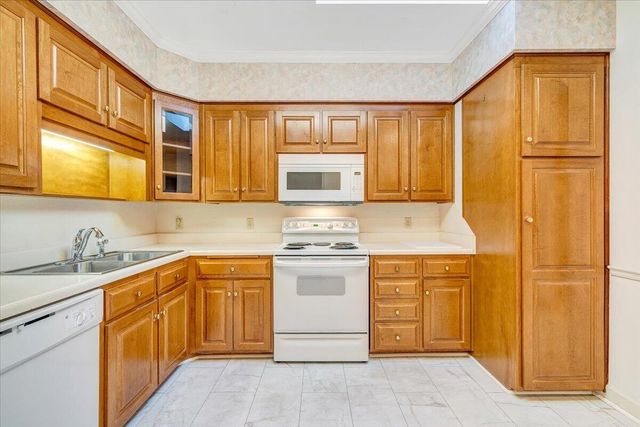 4641 Heather Dr SW Apt 313, Roanoke, VA 24018
