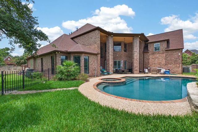 13910 Springmint Drive, Cypress, TX 77429