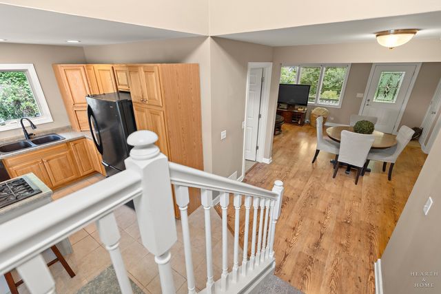 10405 Kenilworth Avenue, Algonquin, IL 60102