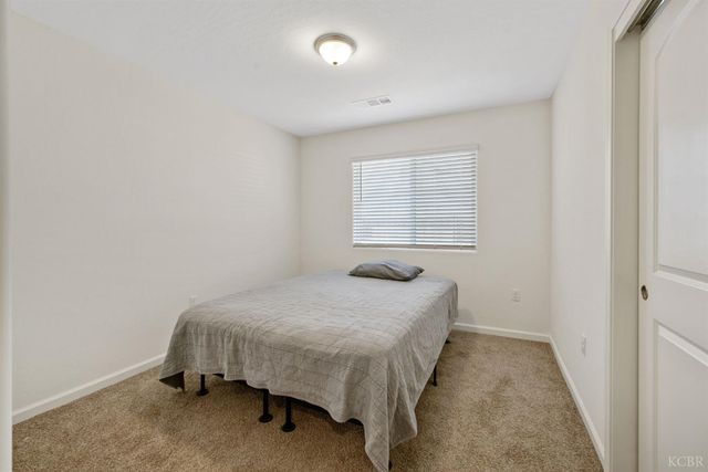 1772 S Red Rock Drive, Hanford, CA 93230