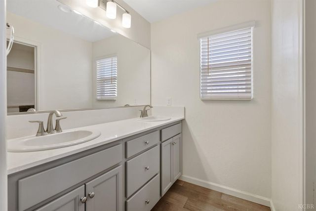 1772 S Red Rock Drive, Hanford, CA 93230