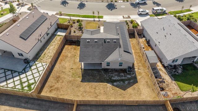 1772 S Red Rock Drive, Hanford, CA 93230