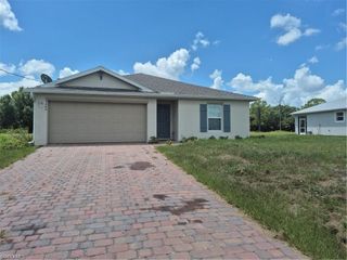 7045 Brazil CIR, Labelle, FL 33935