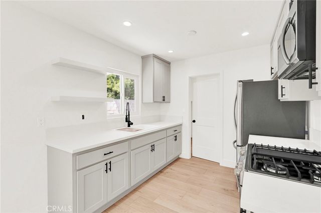 25531 Frampton, Harbor City, CA 90710