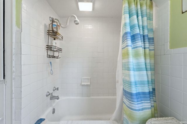 1304 Lexington Avenue, Fort Wayne, IN 46807