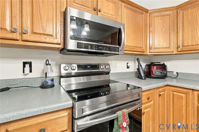 133 Ford Rd, Bumpass, VA 23024