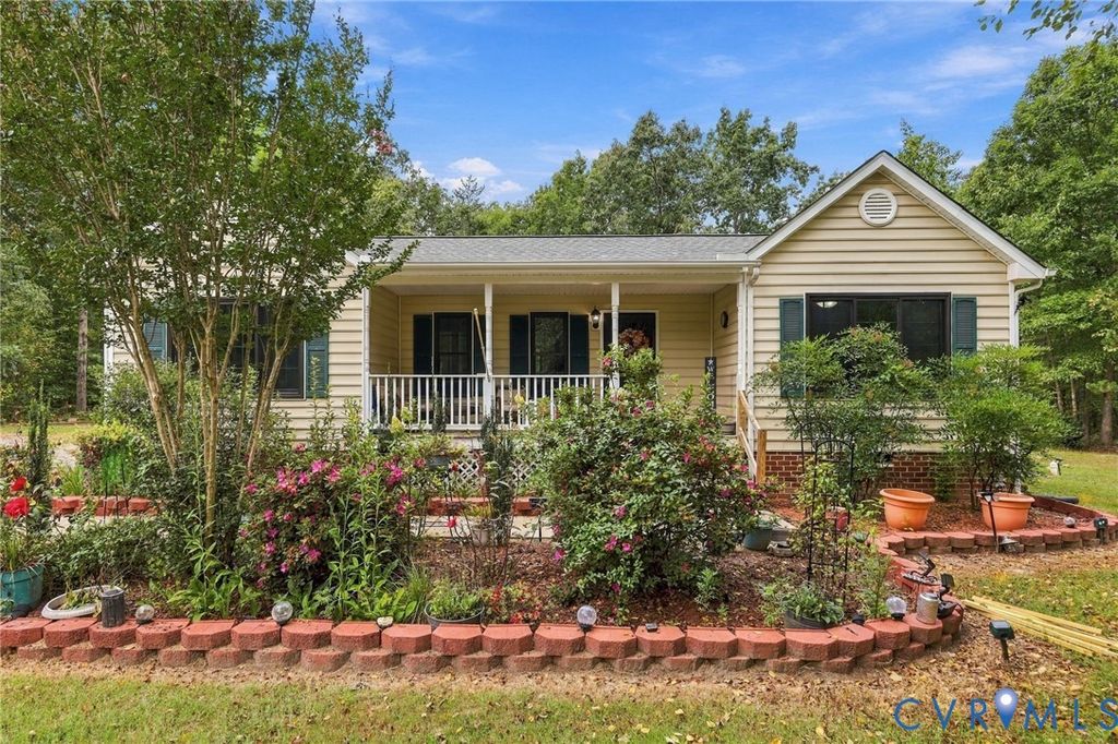 133 Ford Rd, Bumpass, VA 23024
