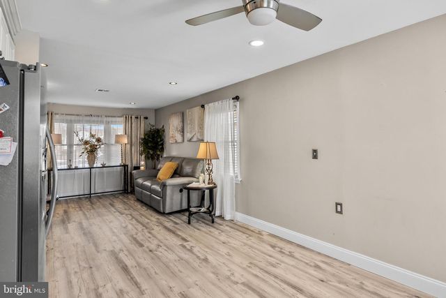 3 SHEFFIELD PL, Southampton, NJ 08088