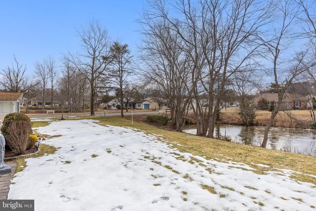 3 SHEFFIELD PL, Southampton, NJ 08088