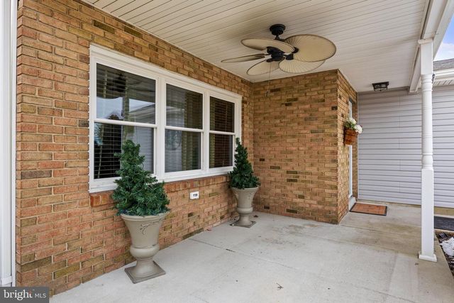 3 SHEFFIELD PL, Southampton, NJ 08088