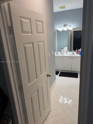 901 NE 42nd Ave, Homestead, FL 33033