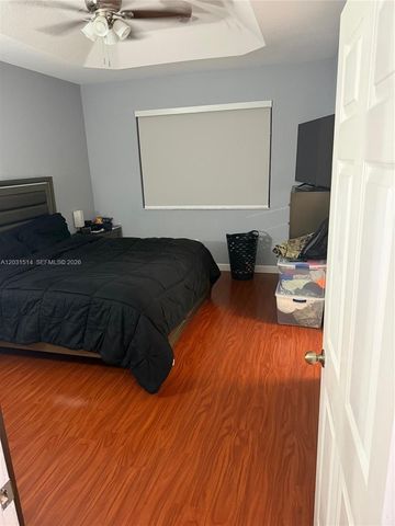 901 NE 42nd Ave, Homestead, FL 33033