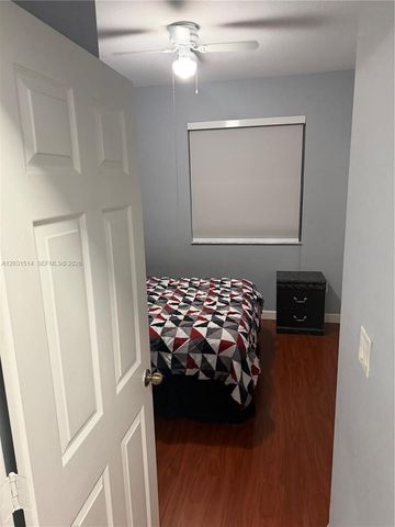 901 NE 42nd Ave, Homestead, FL 33033