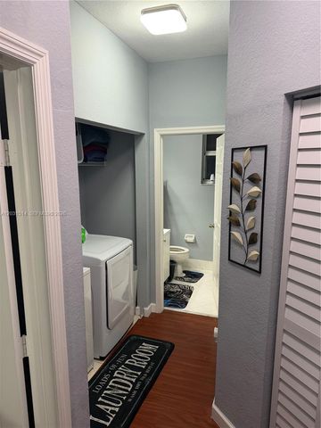 901 NE 42nd Ave, Homestead, FL 33033