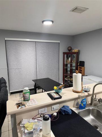 901 NE 42nd Ave, Homestead, FL 33033