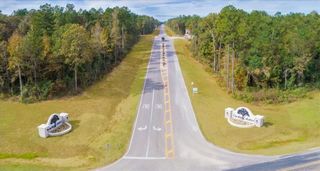 302 County Road 6613, Dayton, TX 77535