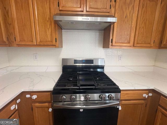 3105 Binghampton Lane, Lawrenceville, GA 30044