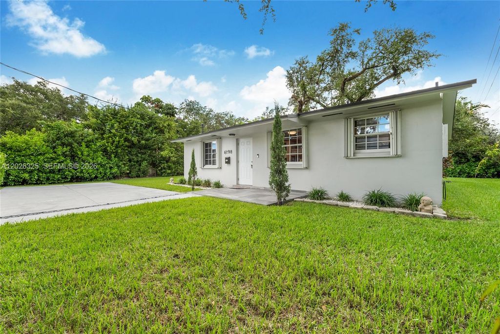 6198 SW 63rd Street, South Miami, FL 33143
