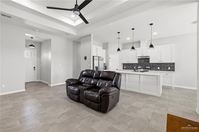 2413 S Cartier Drive, Edinburg, TX 78542