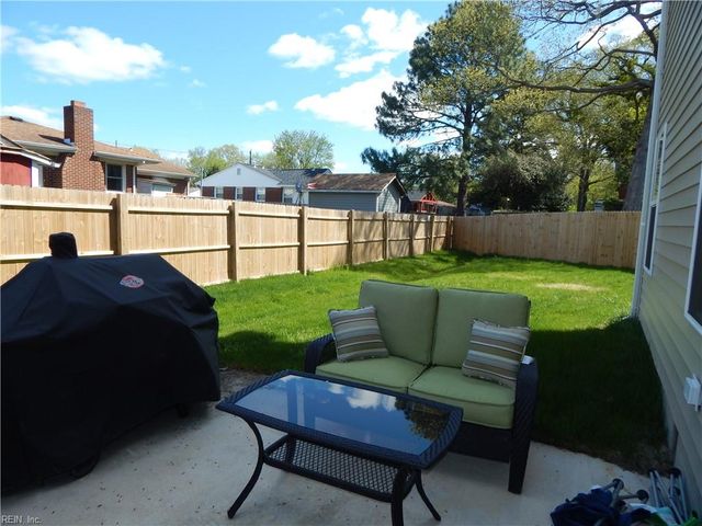 4844 Beamon RD, Norfolk, VA 23513