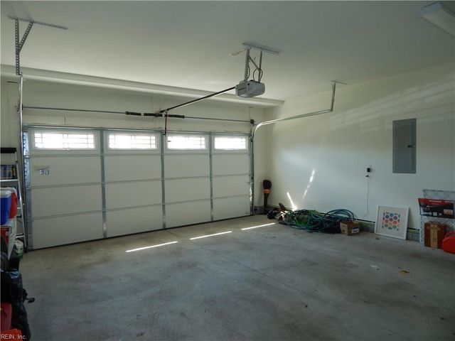 4844 Beamon RD, Norfolk, VA 23513