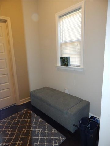 4844 Beamon RD, Norfolk, VA 23513