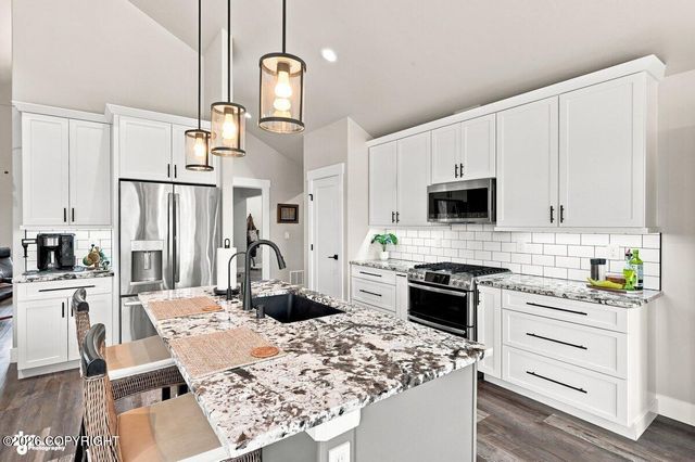 1435 S Andre Circle, Palmer, AK 99645