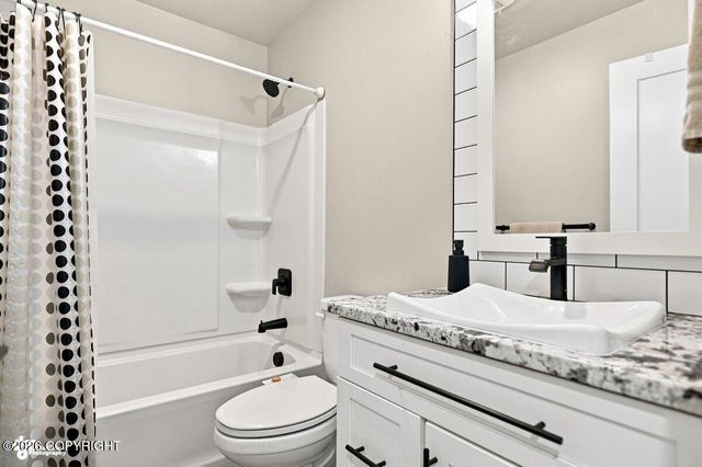 1435 S Andre Circle, Palmer, AK 99645