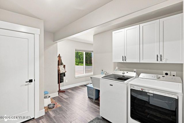 1435 S Andre Circle, Palmer, AK 99645