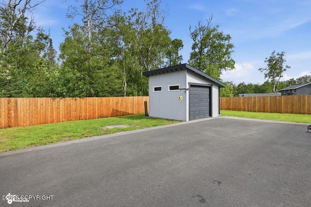 1435 S Andre Circle, Palmer, AK 99645