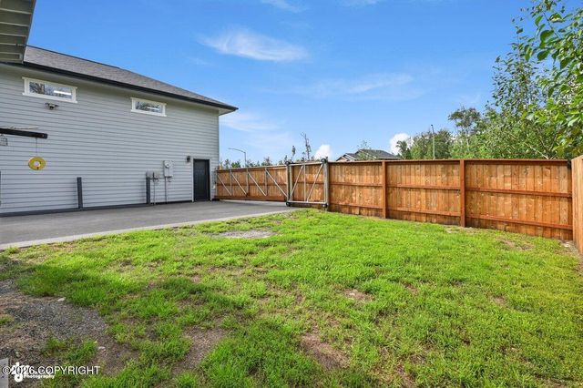 1435 S Andre Circle, Palmer, AK 99645