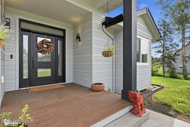 1435 S Andre Circle, Palmer, AK 99645